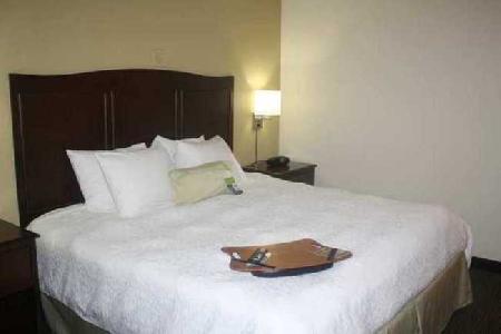 Best offers for HAMPTON INN KNOXVILLE AIRPORT Alcoa 