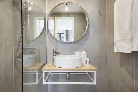 Best offers for Hcristina Barcelona