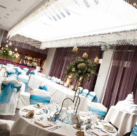 Best offers for HALLMARK HOTEL THE QUEEN, CHESTER Wrexham