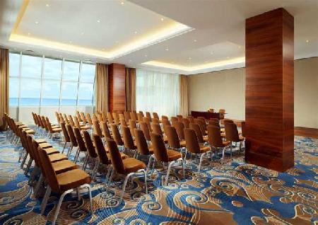 أفضل العروض ل شيراتون كلوب دس بينس ريزورت عين بنيان