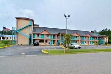Best offers for AMERICAS BEST VALUE INN SUITES Moss Point