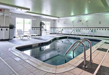 Best offers for FAIRFIELD INN SUITES HUNTINGDON ROUTE 22 RAYSTOWN LAKE Huntingdon 