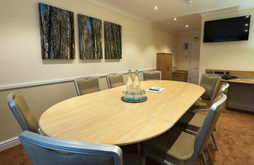 Best offers for WEETWOOD HALL Leeds 