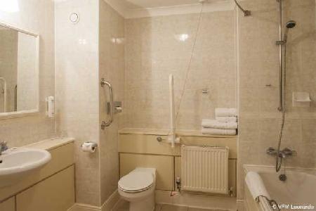 Best offers for HOLIDAY INN READING WEST Reading 