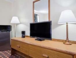 أفضل العروض ل سابر 8 باى ويندهام داوجلاس داولاس