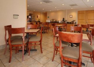 أفضل العروض ل Comfort Inn & Suites Lake Texoma دنيسون 