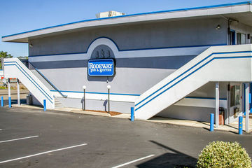 Best offers for RODEWAINN SUITES Roseburg