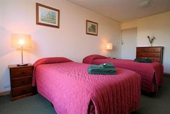 Best offers for HEEMSKIRK MOTOR HOTEL Strahan