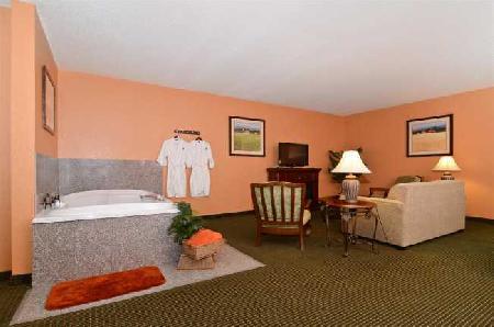 Best offers for BEST WESTERN PIONEER INN & SUITES Grinnell 