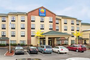 Best offers for COMFORT INN AND SUITES KENT Kent 