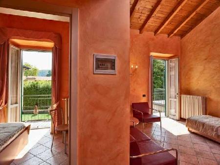 Best offers for Albergo Centrale Como