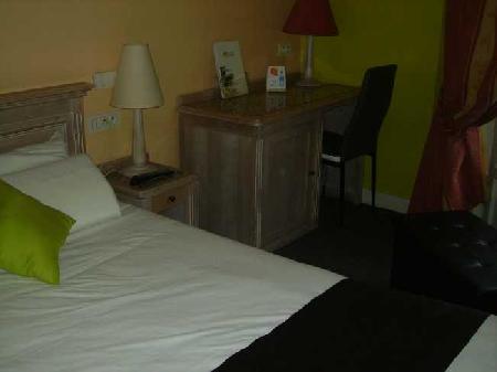 Best offers for Hotel Aux Sacres Reims