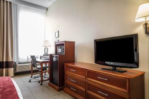 Best offers for COMFORT INN MADISON - DOWNTOWN Madison 