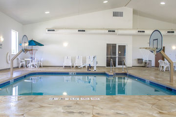 Best offers for COMFORT SUITES AT ROYAL RIDGE Ripon 