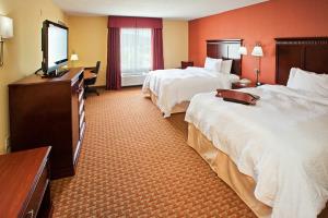 Best offers for HAMPTON INN CHATTANOOGA - NORTH/OOLTEWAH Ooltewah