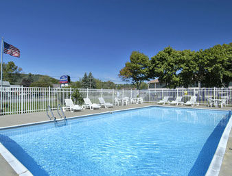 أفضل العروض ل هووارد جونسون ايكسبرسان - لنوكس لنوكس 