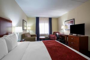 Best offers for COMFORT SUITES OUTLCENTER Asheville 