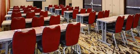 أفضل العروض ل هامبتونان سويتسااصتين @ ذ انيفرسيت/ كابيتول اوستين