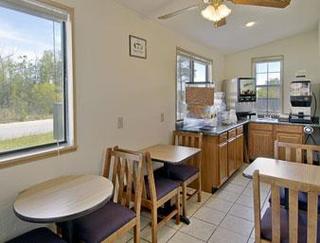 Best offers for SUPER 8 BY WYNDHAM AUGUSTA/FT GORDON AREA Augusta