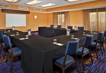 أفضل العروض ل كورتيارد باى ماريوت فيلادلفيا ويلوو جروف ويلوو جروف