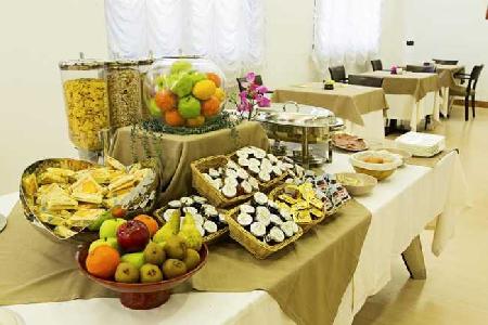 Best offers for Palace Pomezia