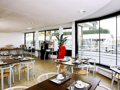 Best offers for COMFORT SUITES PORT-MARLY PARIS OUEST Ile de France