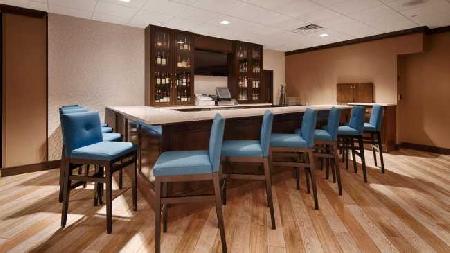 أفضل العروض ل بلاس كينجستوناند كونفرنس سنتر كينجستون