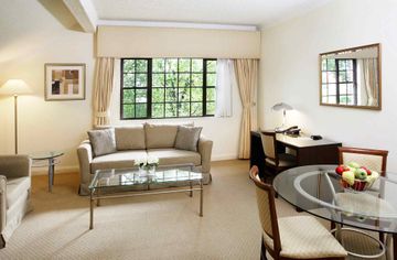 Best offers for GRAND MERCURE THE HILLS LODGE Sydney