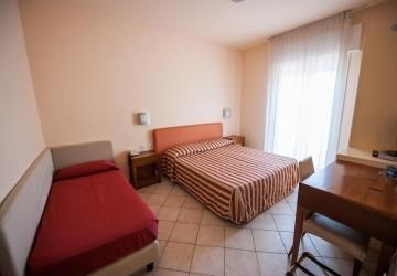 أفضل العروض ل جولي رافنا مارينا دي رافنا