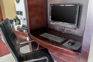 أفضل العروض ل ك يواليتيان نير ماونتن كريك فرنون