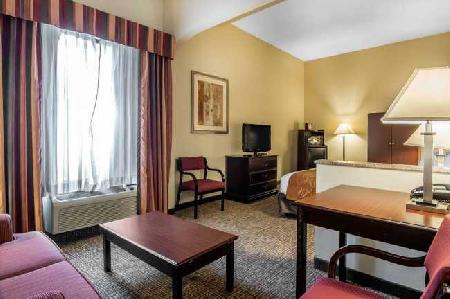 Best offers for COMFORT SUITES Columbus 