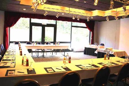 Best offers for HOTEL & APARTHOTEL CASTEAU RESORT MONS Casteau