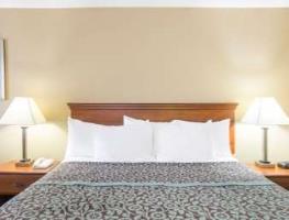 Best offers for DAYS INN RIPLEY Ripley 