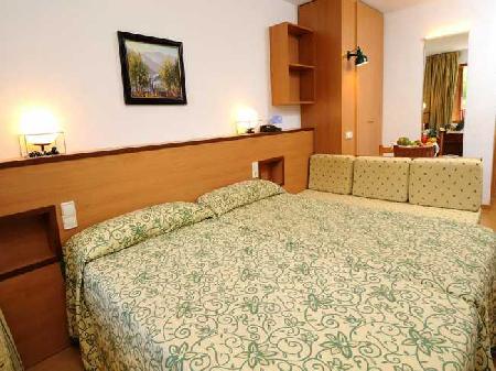 Best offers for HOTEL EVENIA MONTE ALBA Cerler