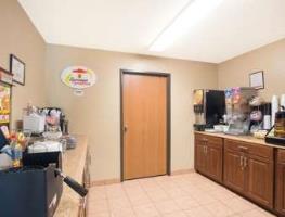 Best offers for SUPER 8 MASSENA NY Massena