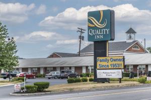 Best offers for QUALITY INN BREEZE MANOR Breezewood 