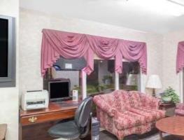 Best offers for SUPER 8 BY WYNDHAM DECATUR PRICEVILLE Decatur 