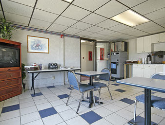 Best offers for DAYS INN BY WYNDHAM GREAT BEND Great Bend