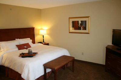 Best offers for HAMPTON INN SUITES WARREN Warren 