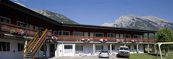 Best offers for ROCKY MOUNTAIN SKI LODGE Canmore