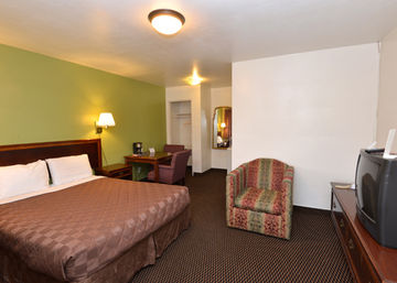 Best offers for RODEWAINN SUITES PENDLETON Pendleton 