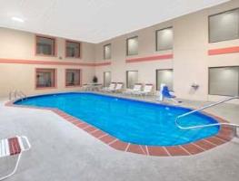 Best offers for QUALITY INN Grand Rapids