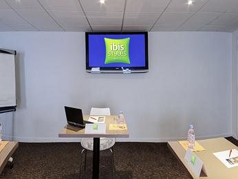 Best offers for IBIS STYLES RENNES CENTRE GARE NORD Rennes