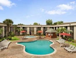 أفضل العروض ل ترافلودجى نوارلينس وست هارفاي هارفاي