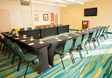 أفضل العروض ل سبرينفيل سويتساشبارن داللس نورث اشبورن