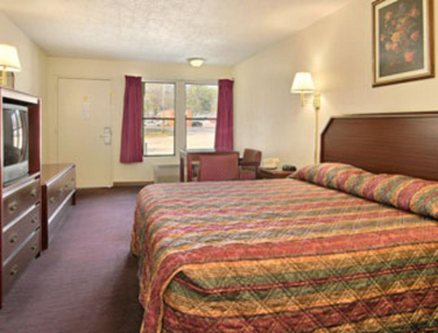 Best offers for Super 8 by Wyndham Gadsden AL Farmington