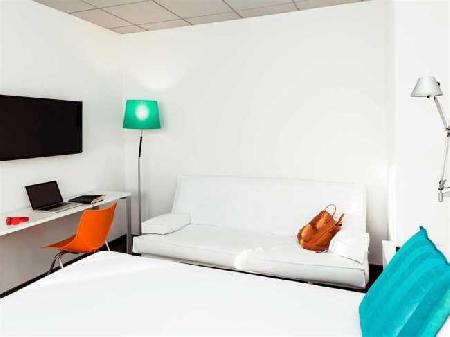 Best offers for HUSA CENTER A Coruna