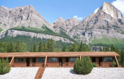 Best offers for The Crossing - Standard Louise Lake