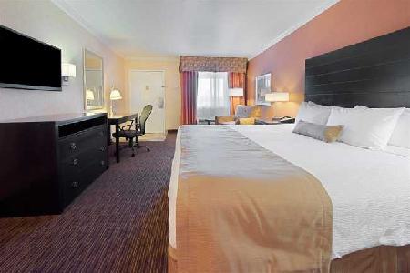 Best offers for BEST WESTERN PLUS INN SUITES Phoenix 