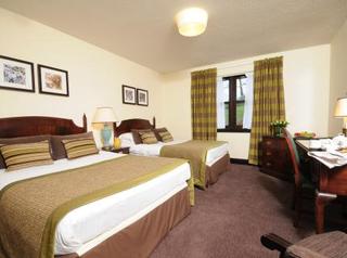 Best offers for GLEDDOCH HOUSE HOTEL Langbank 